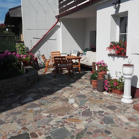Pokoje Goscinne Perlowa Kolberg Exterior foto